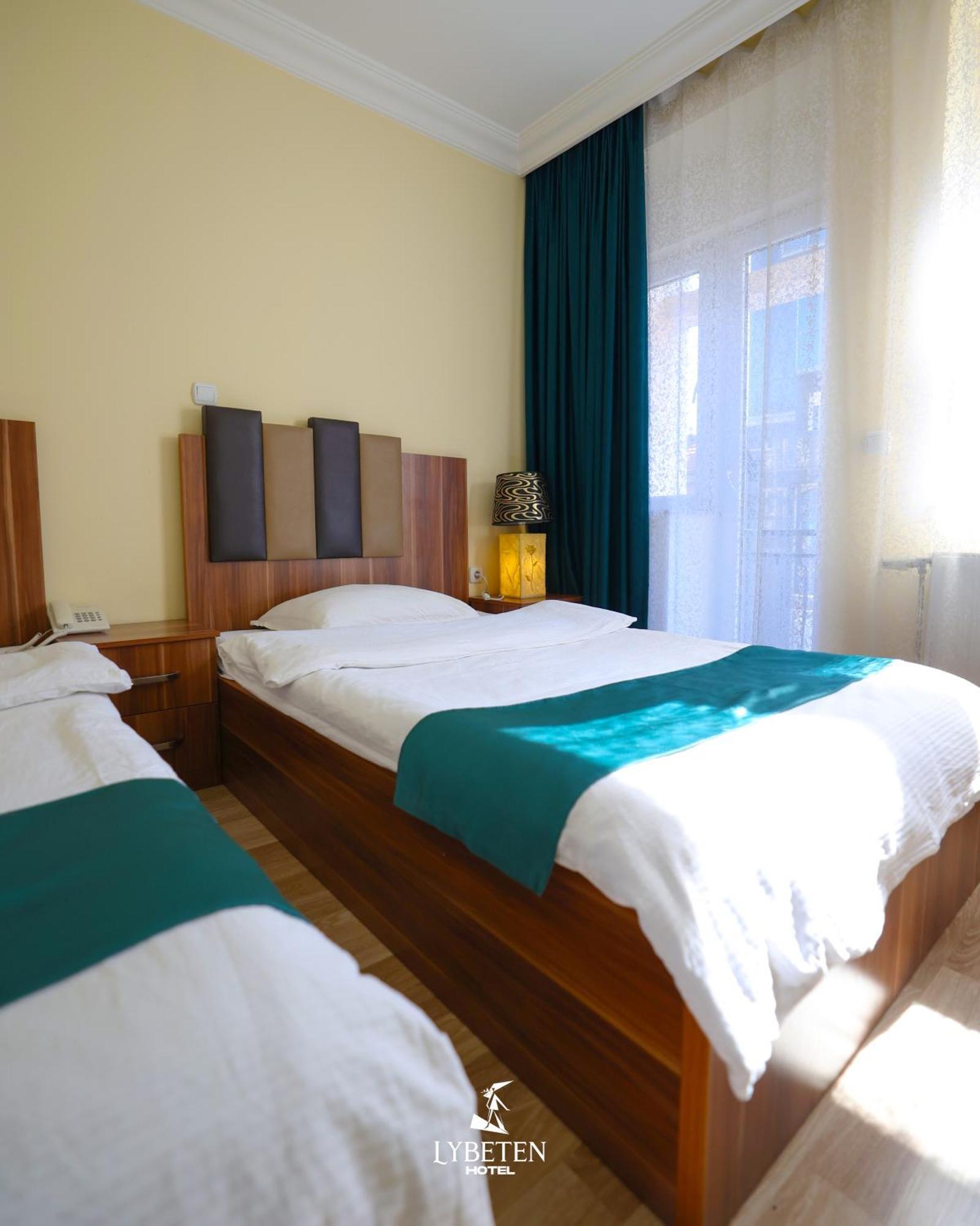 Hotel Lybeten Ferizaj Eksteriør billede