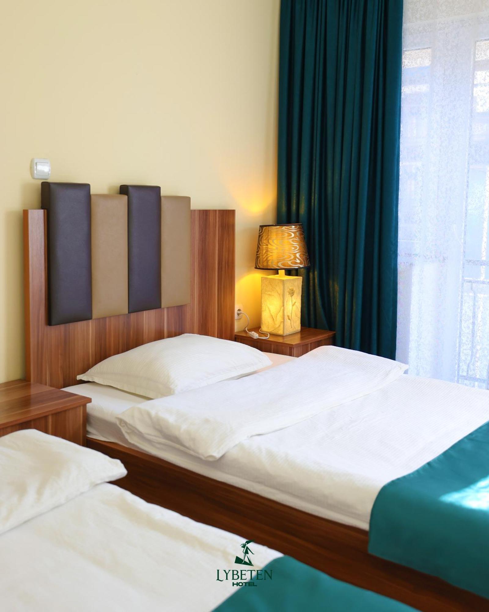 Hotel Lybeten Ferizaj Eksteriør billede