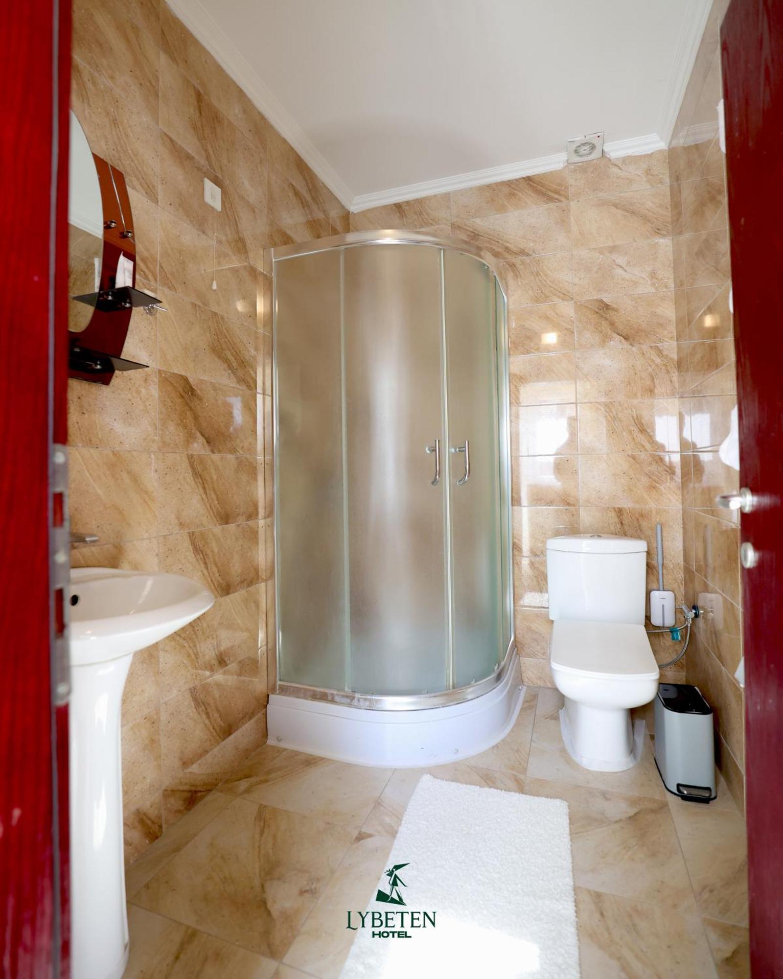 Hotel Lybeten Ferizaj Eksteriør billede