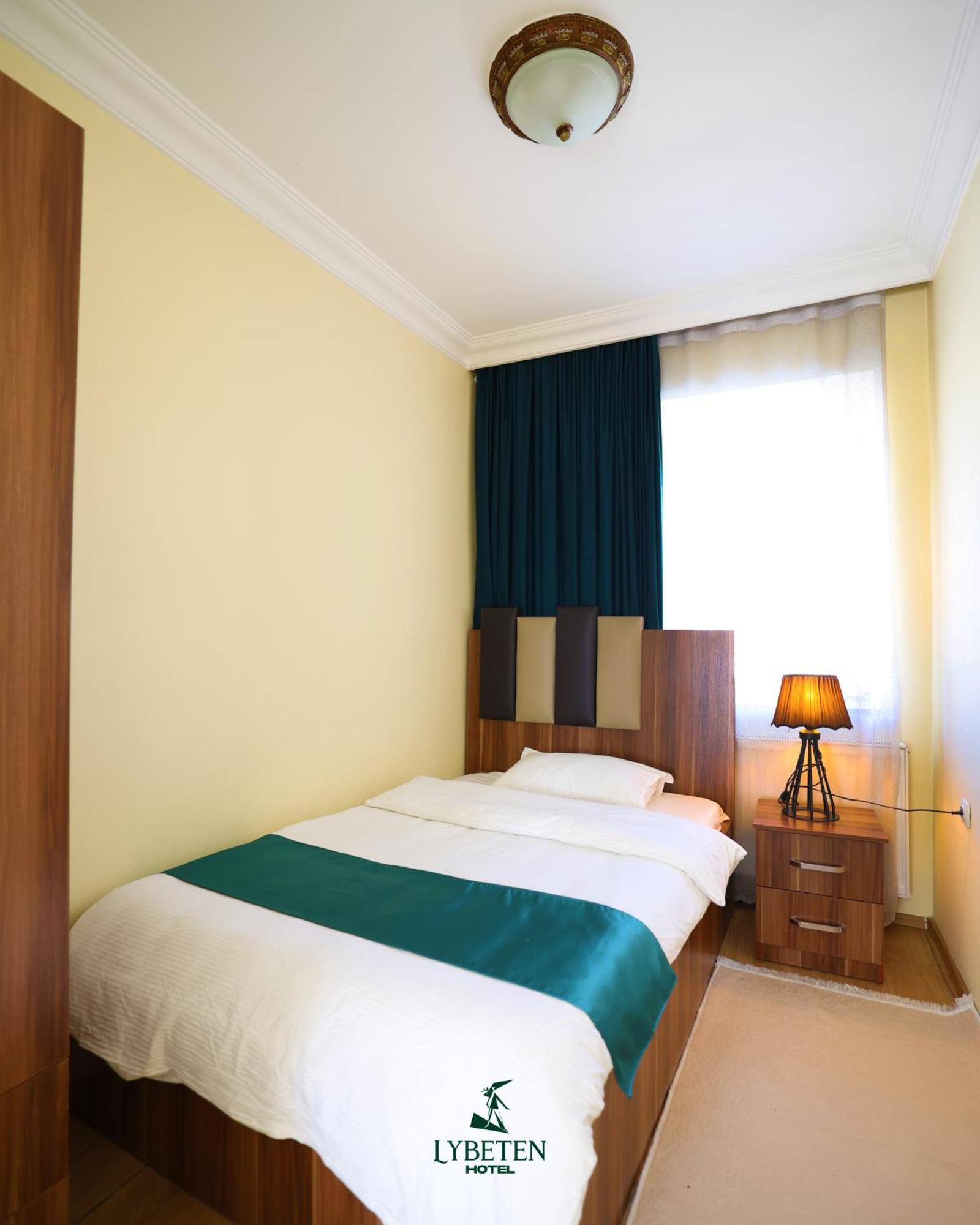 Hotel Lybeten Ferizaj Eksteriør billede