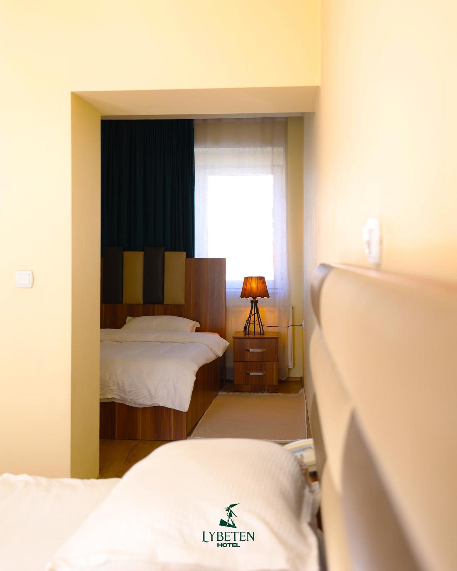 Hotel Lybeten Ferizaj Eksteriør billede